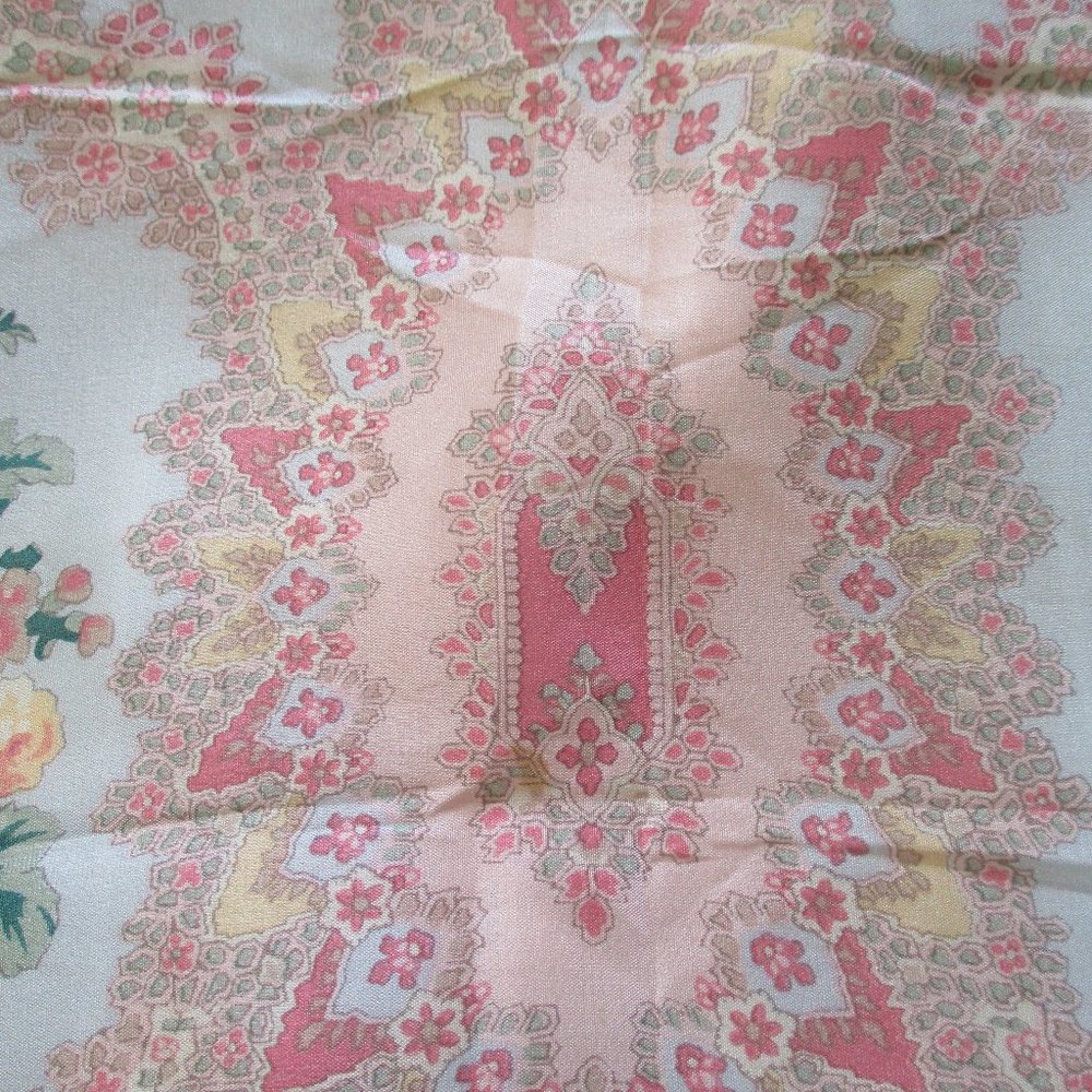 Pastel paisley floral 1950s scarf - Picture 5 of 6